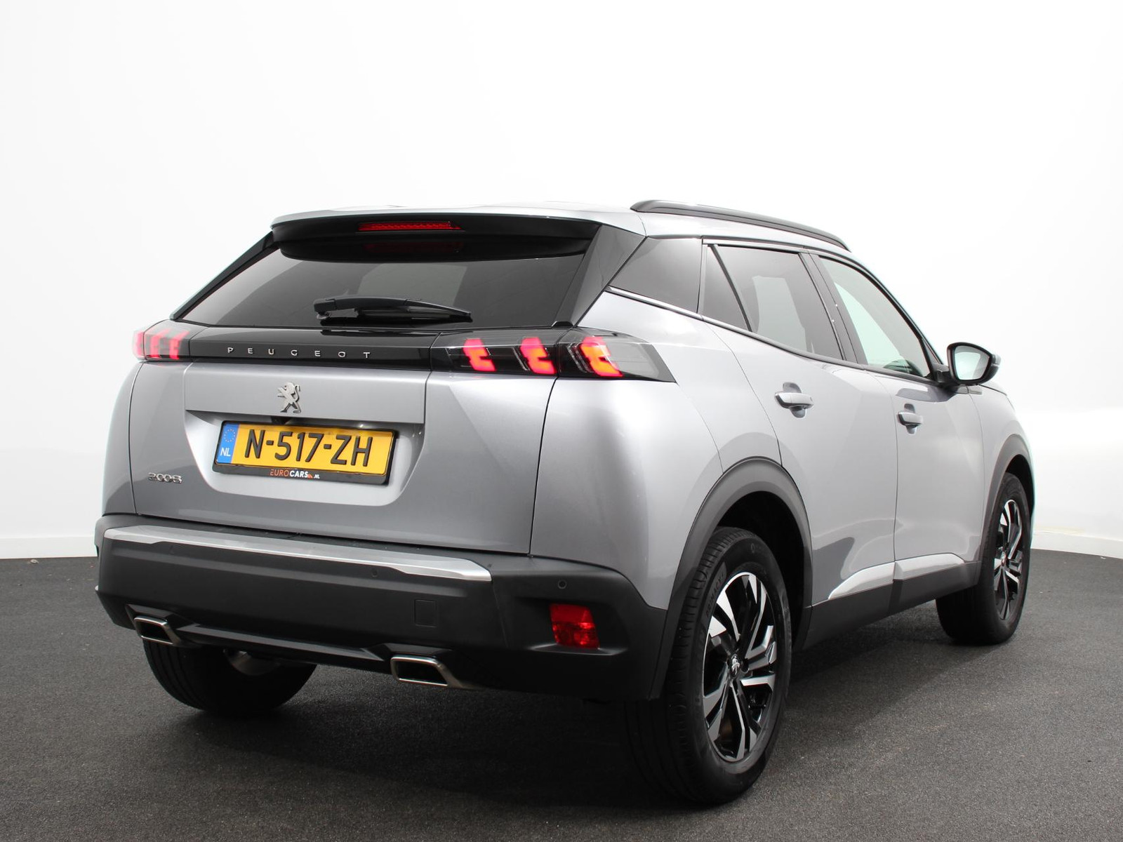 Peugeot 2008 1.2 PureTech Allure thumbnail 9