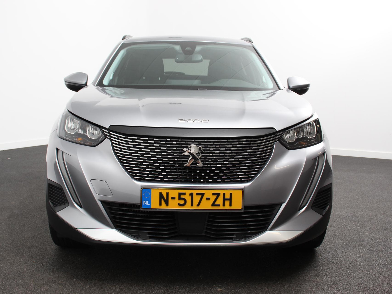 Peugeot 2008 1.2 PureTech Allure thumbnail 4
