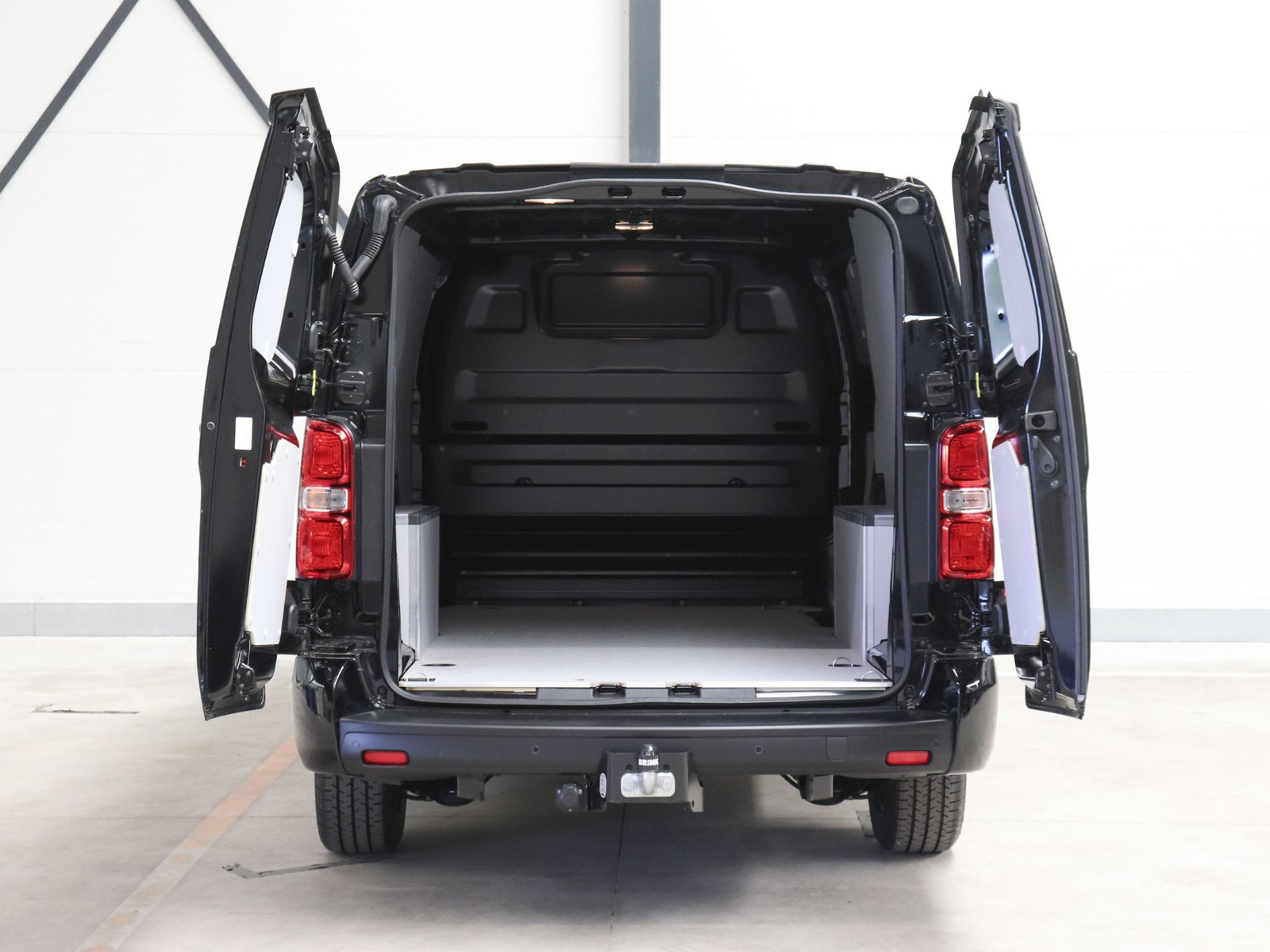 Peugeot Expert 145pk L3 Automaat Airco Cruise Navi Trekhaak
