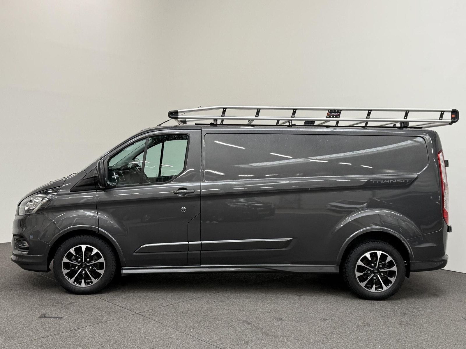 Ford Transit Custom 320 2.0 TDCI L2H1 Sport 170PK thumbnail 8