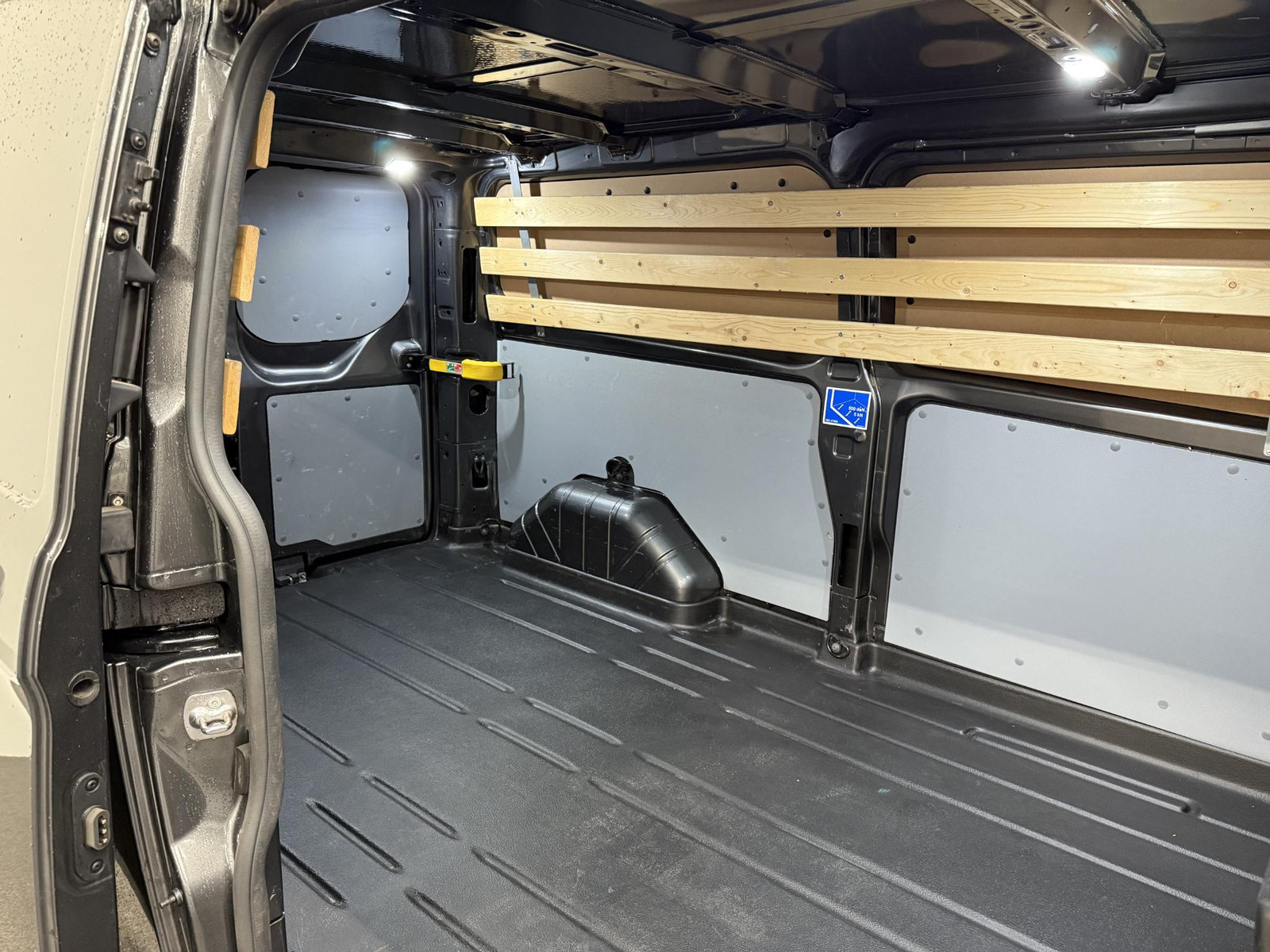 Ford Transit Custom 320 2.0 TDCI L2H1 Sport 170PK thumbnail 7