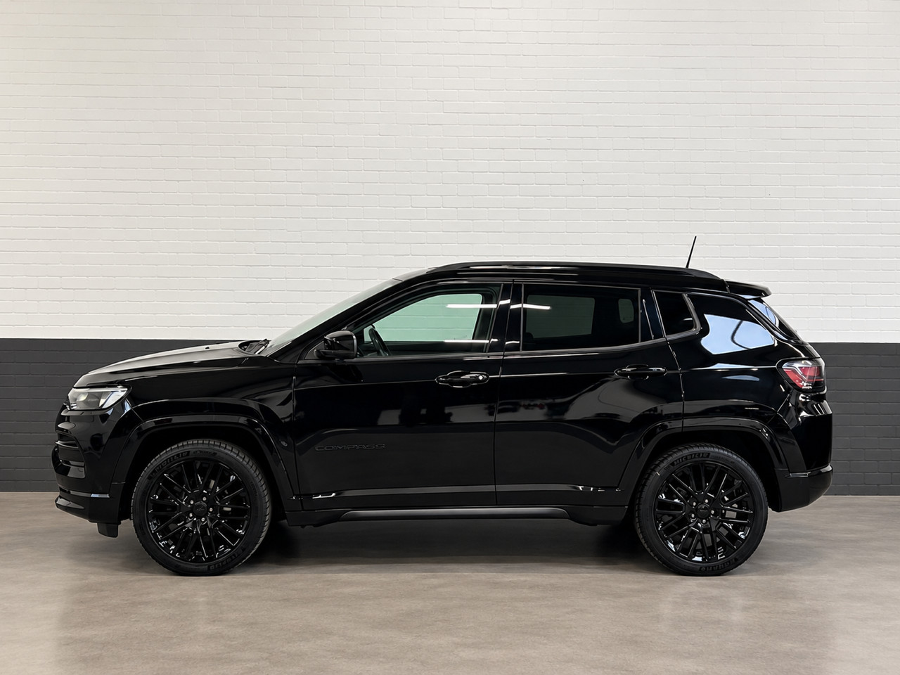 Jeep Compass 1.5T e-Hybrid S, alle opties aanwezig. 1450 trekgewicht
