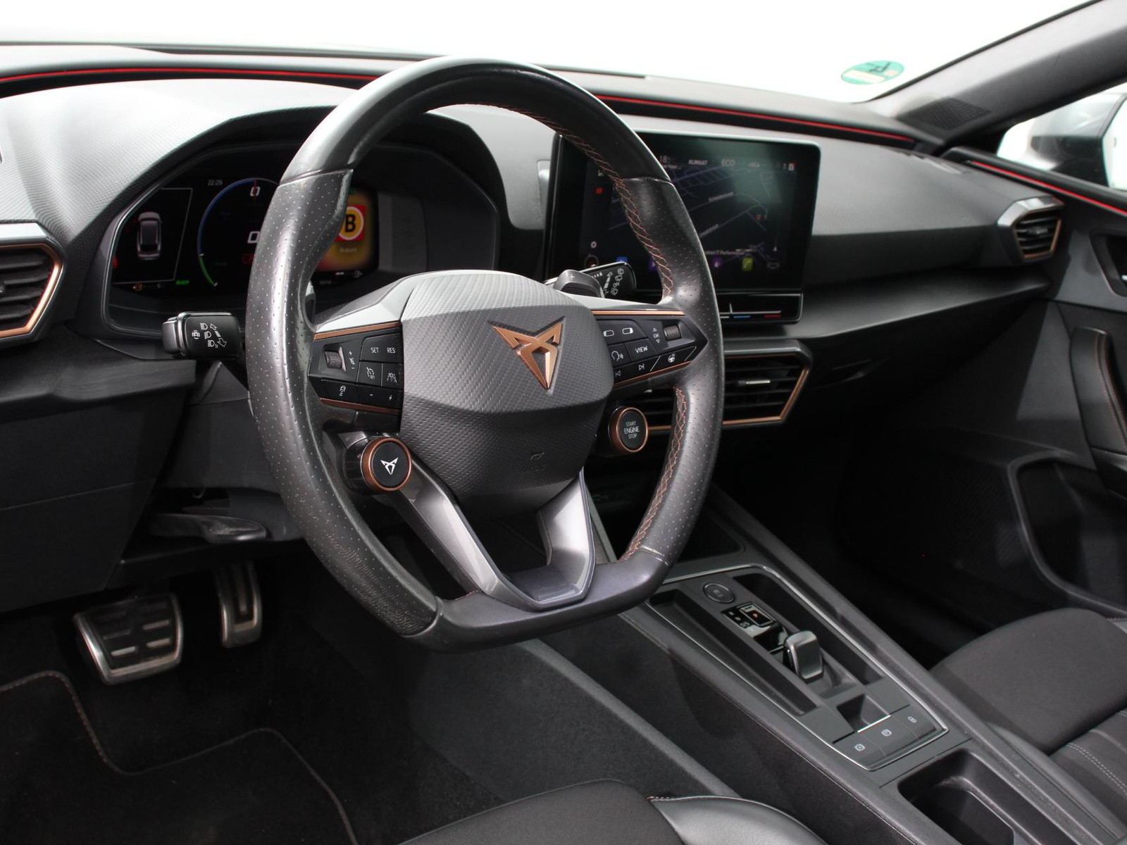 CUPRA Leon Sportstourer 1.4 e-Hybrid PHEV Automaat VZ Business thumbnail 4