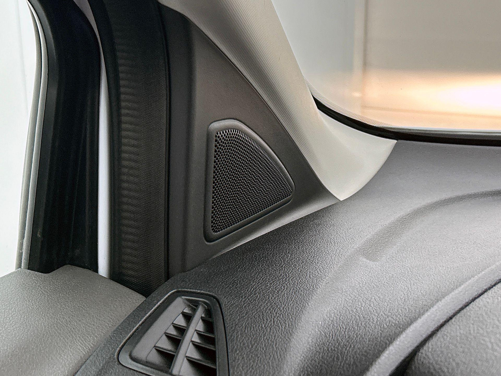 Ford Transit Connect 1.5 EcoBlue L2 Trend thumbnail 10