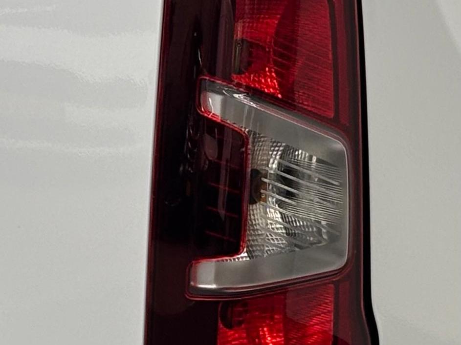 Peugeot Partner 1.5 BlueHDi 100PK L2 thumbnail 8