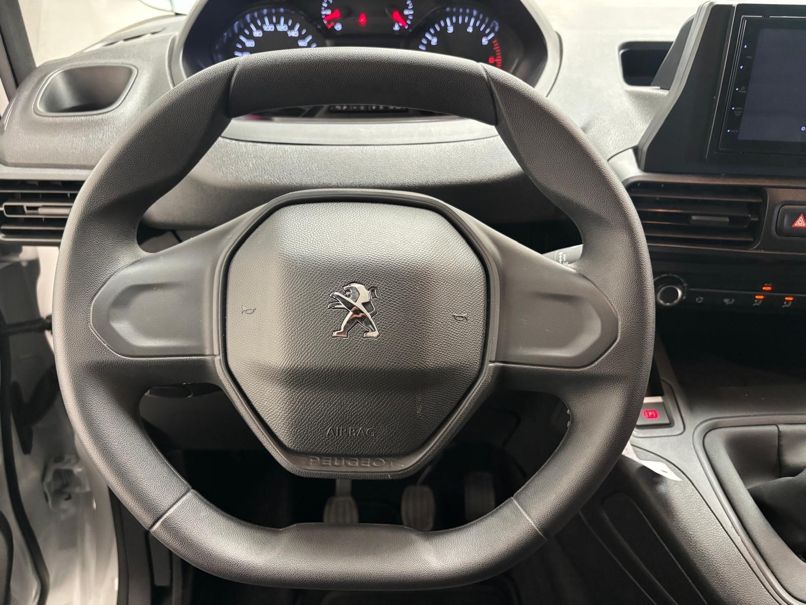 Peugeot Partner 1.5 BlueHDi 100PK L2 thumbnail 2