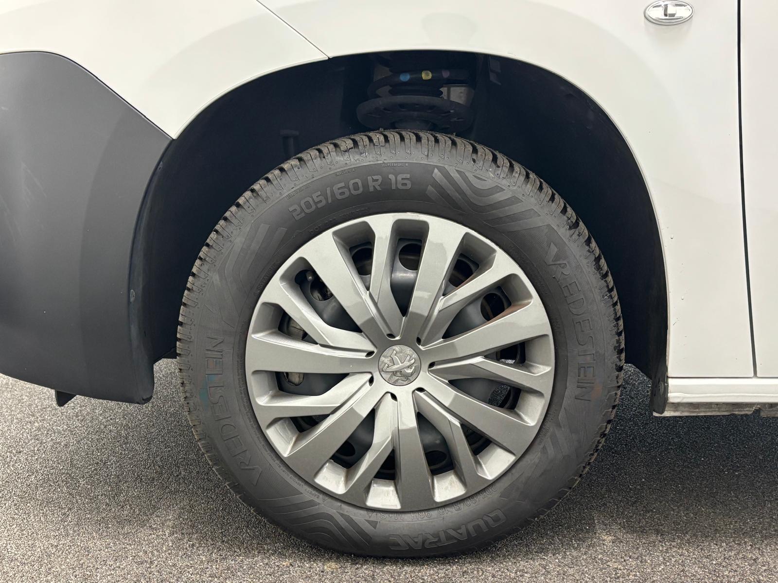 Peugeot Partner 1.5 BlueHDi 100PK L2 thumbnail 4