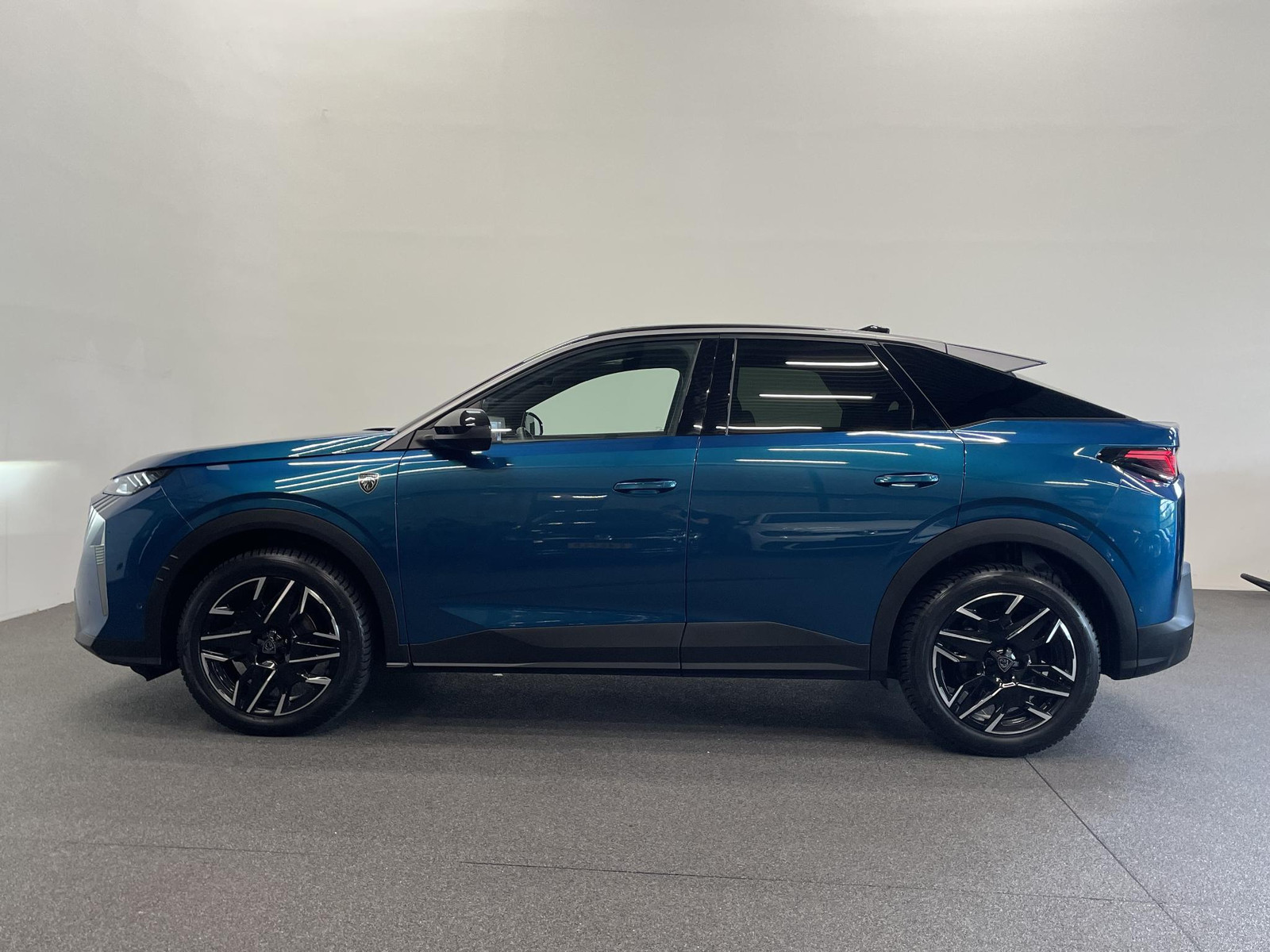 Peugeot 3008 1.2 Hybrid 136 e-DCS Automaat GT Exclusive
