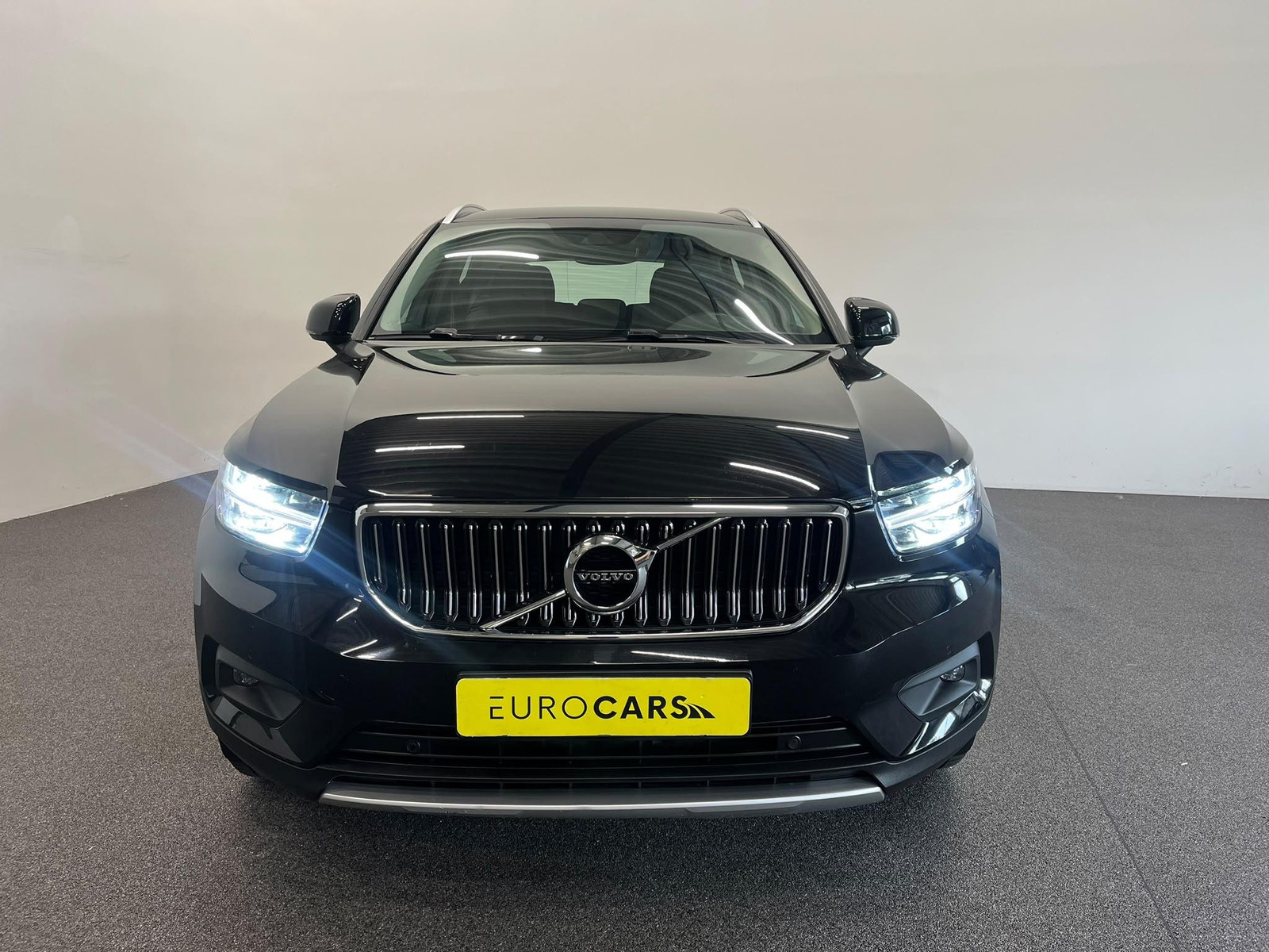 Volvo XC40 1.5 T4 Recharge Inscription Expression thumbnail 9