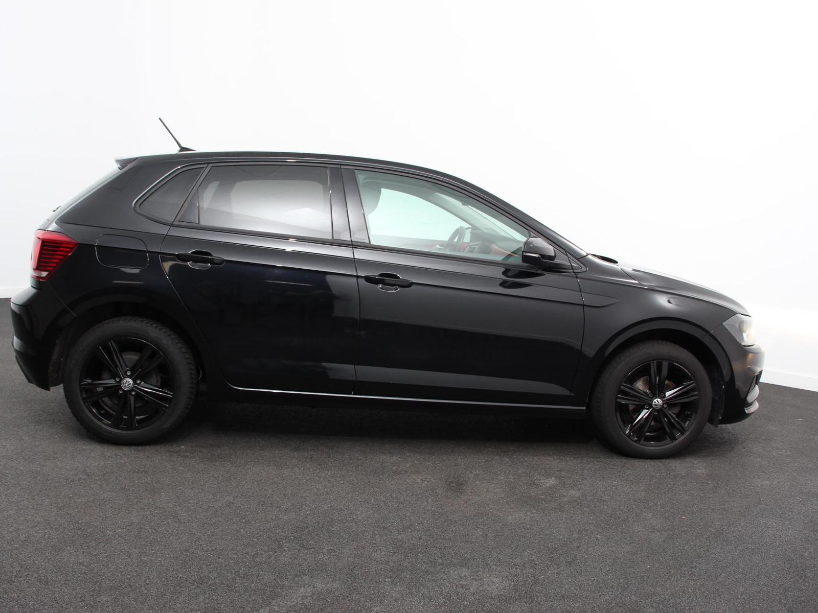 Volkswagen Polo 1.0 TSI Automaat Comfort Sport-Line thumbnail 3