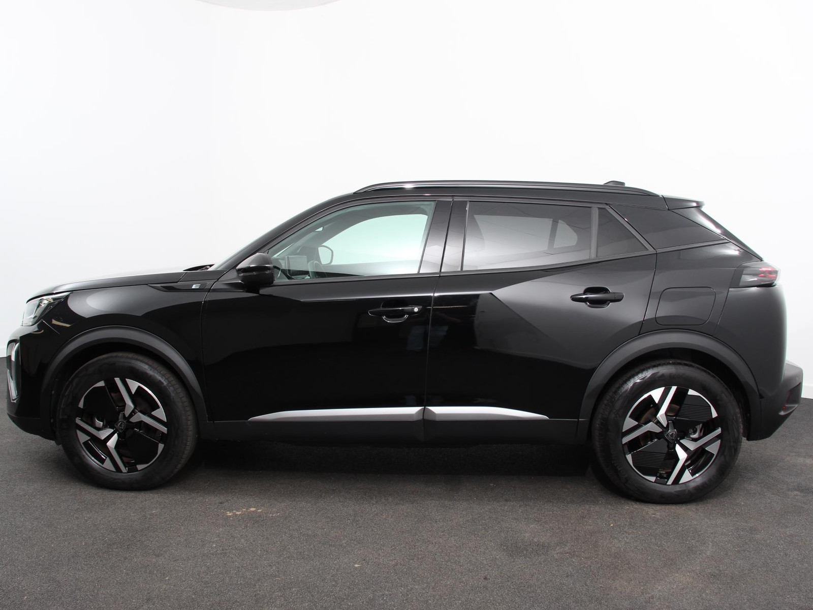 Peugeot e-2008 EV Allure Pack 54 kWh
