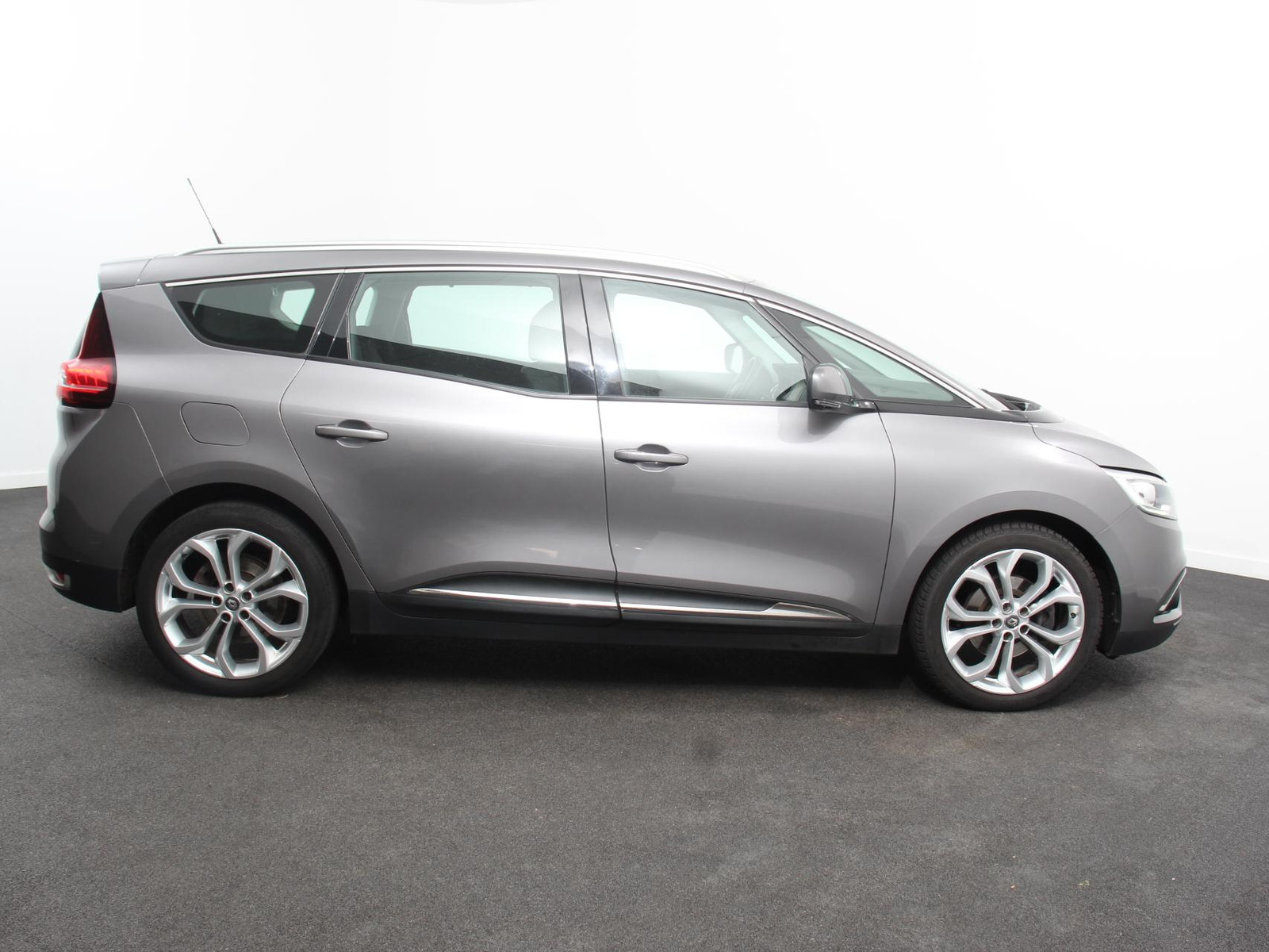 Renault Grand Scénic 1.2 TCe Zen thumbnail 6