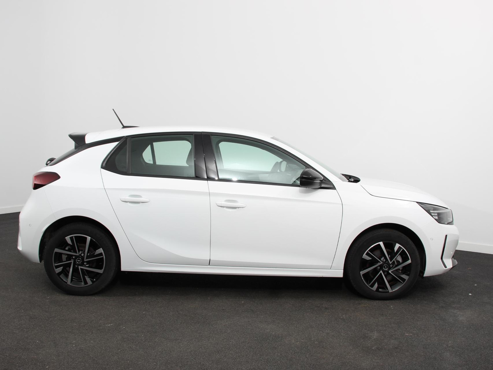 Opel Corsa 1.2 Turbo 100pk Automaat Hybrid GS-Line thumbnail 2