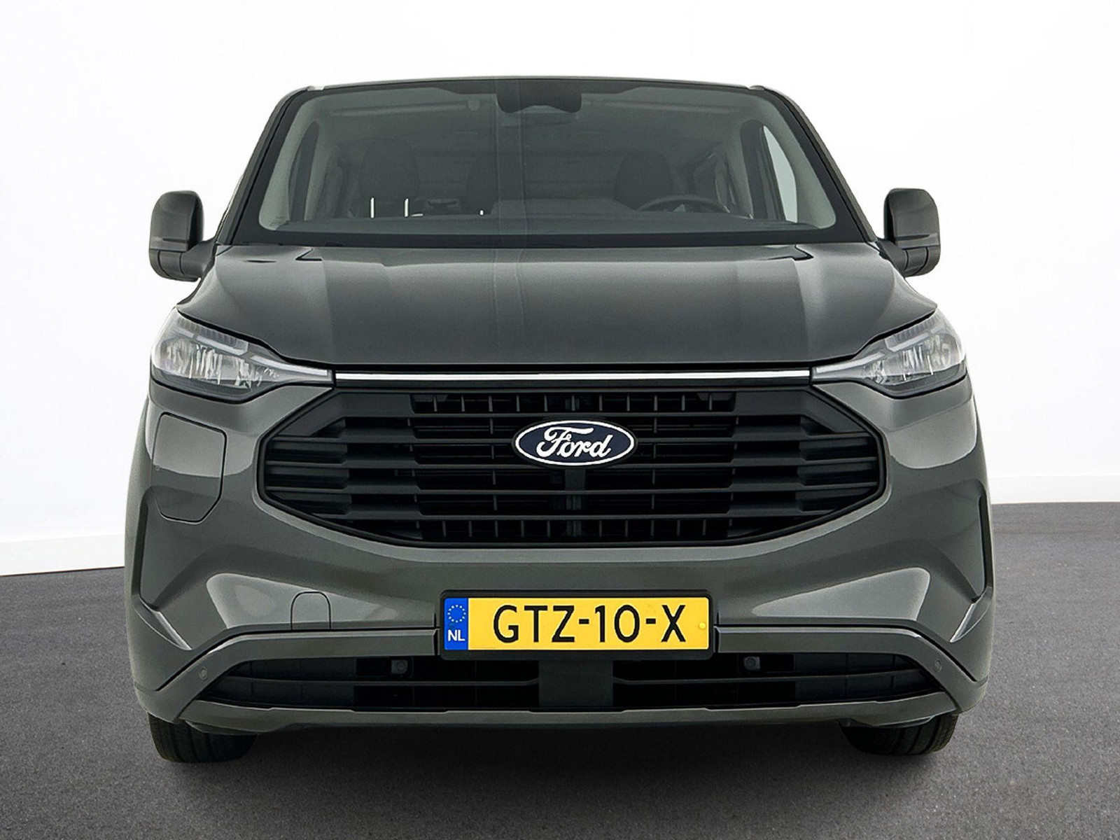 Ford Transit Custom 340 2.5 Automaat PHEV L2H1 Limited
