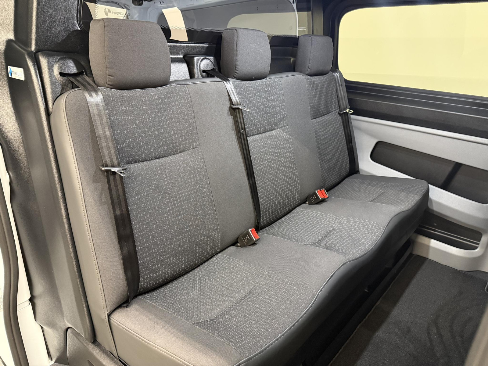 Ford Transit Custom 300 2.0 TDCI L2H1 Trend NM Automaat Dubbele Cabine thumbnail 3