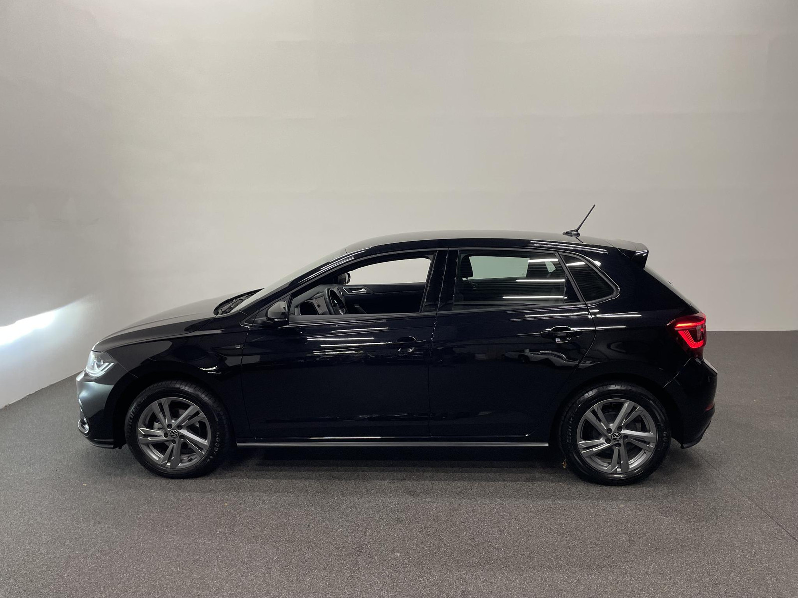 Volkswagen Polo 1.0 TSI R-Line DSG