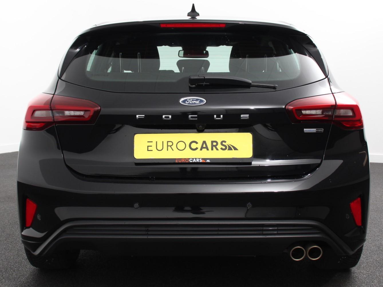 Ford Focus 1.0 EcoBoost Hybrid ST Line thumbnail 8