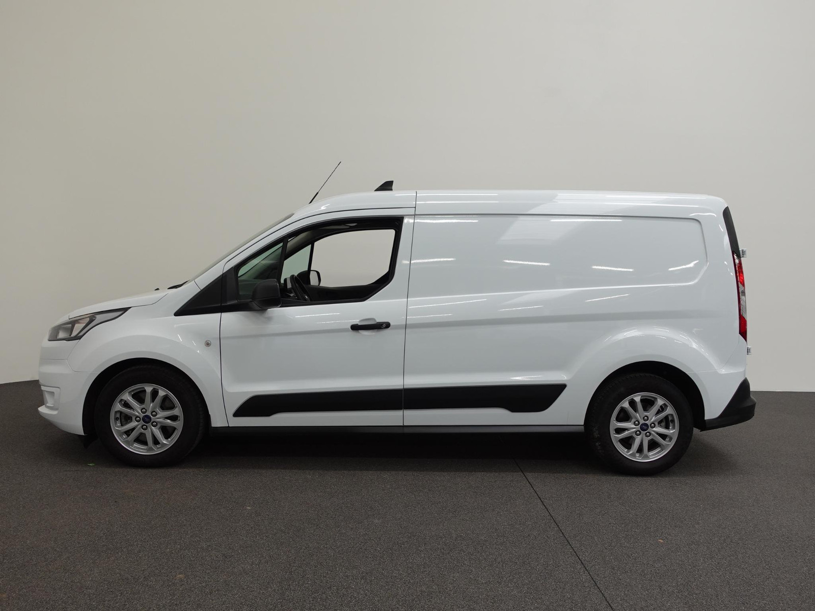 Ford Transit Connect 1.5 EcoBlue Automaat L2 Trend