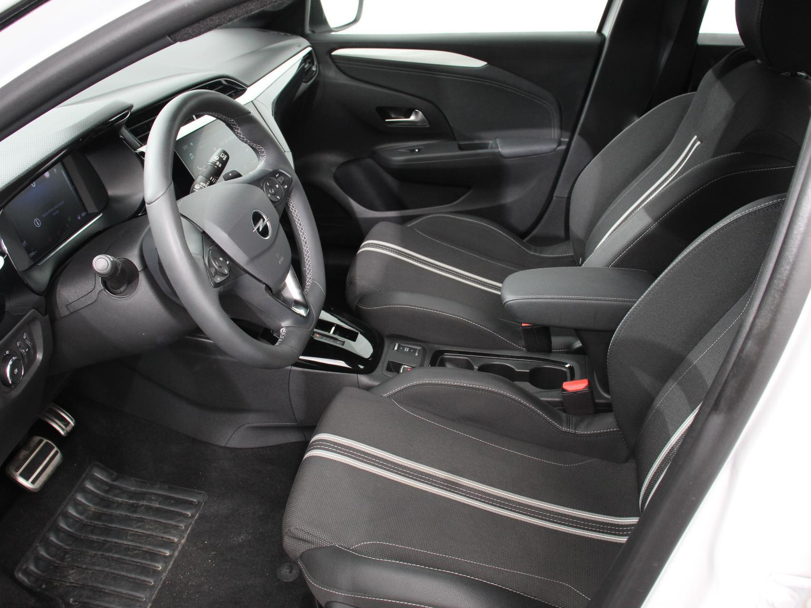 Opel Corsa 1.2 Turbo 100pk Automaat Hybrid GS-Line thumbnail 9
