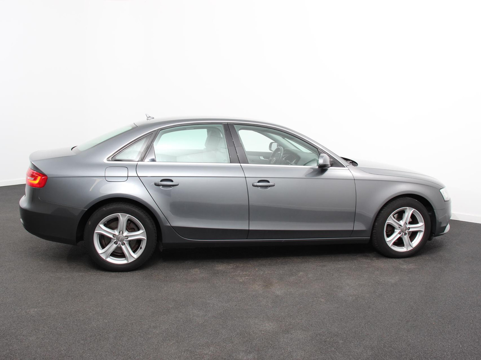 Audi A4 Limousine 1.8 TFSI Automaat Business Edition thumbnail 8