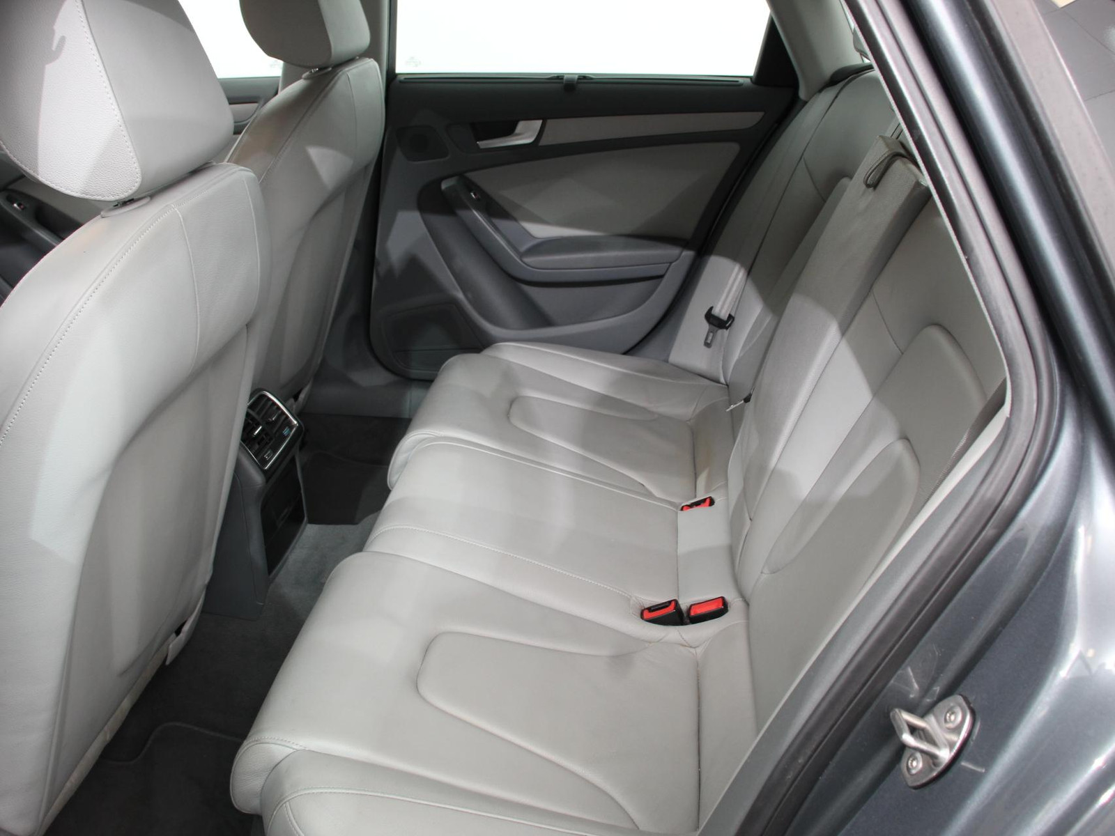 Audi A4 Limousine 1.8 TFSI Automaat Business Edition thumbnail 9