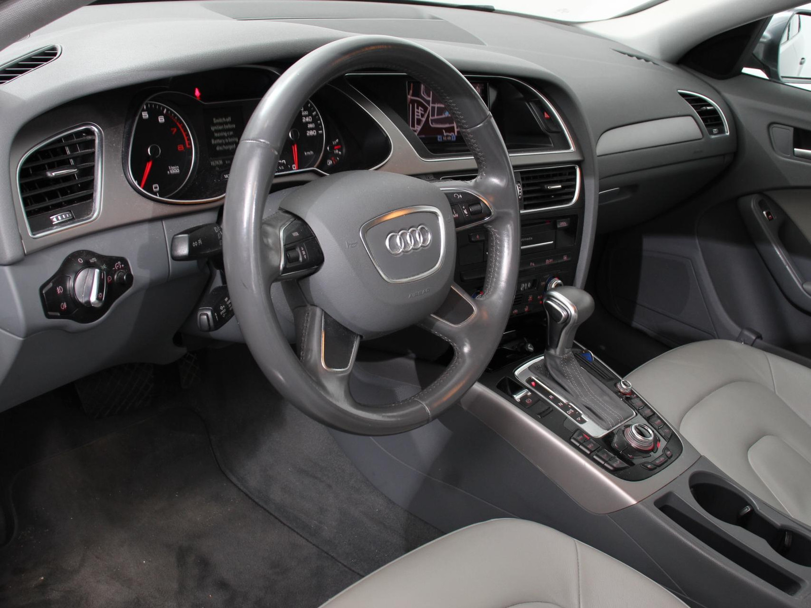 Audi A4 Limousine 1.8 TFSI Automaat Business Edition thumbnail 3