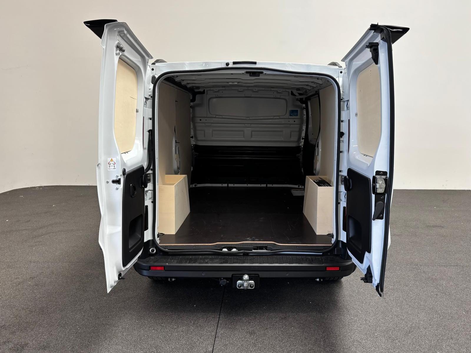 Renault Trafic 2.0 Blue dCi 150PK L2H1 EC Sport Edition Automaat thumbnail 3