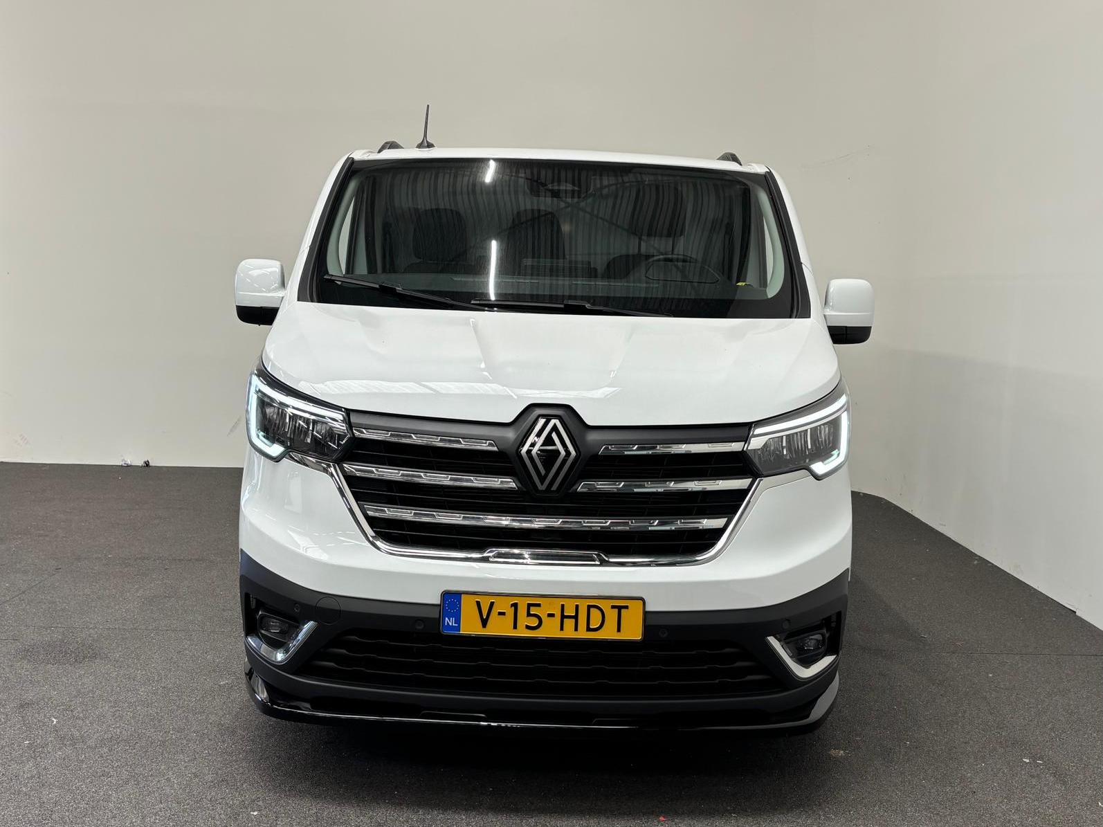 Renault Trafic 2.0 Blue dCi 150PK L2H1 EC Sport Edition Automaat