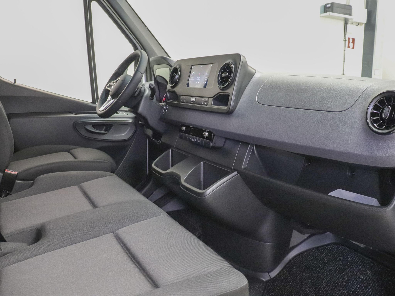 Mercedes-Benz Sprinter 315 CDI Automaat L2H2 PRO thumbnail 4