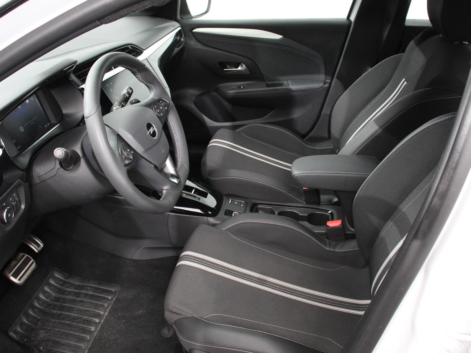 Opel Corsa 1.2 Turbo 100pk Automaat Hybrid GS-Line thumbnail 9