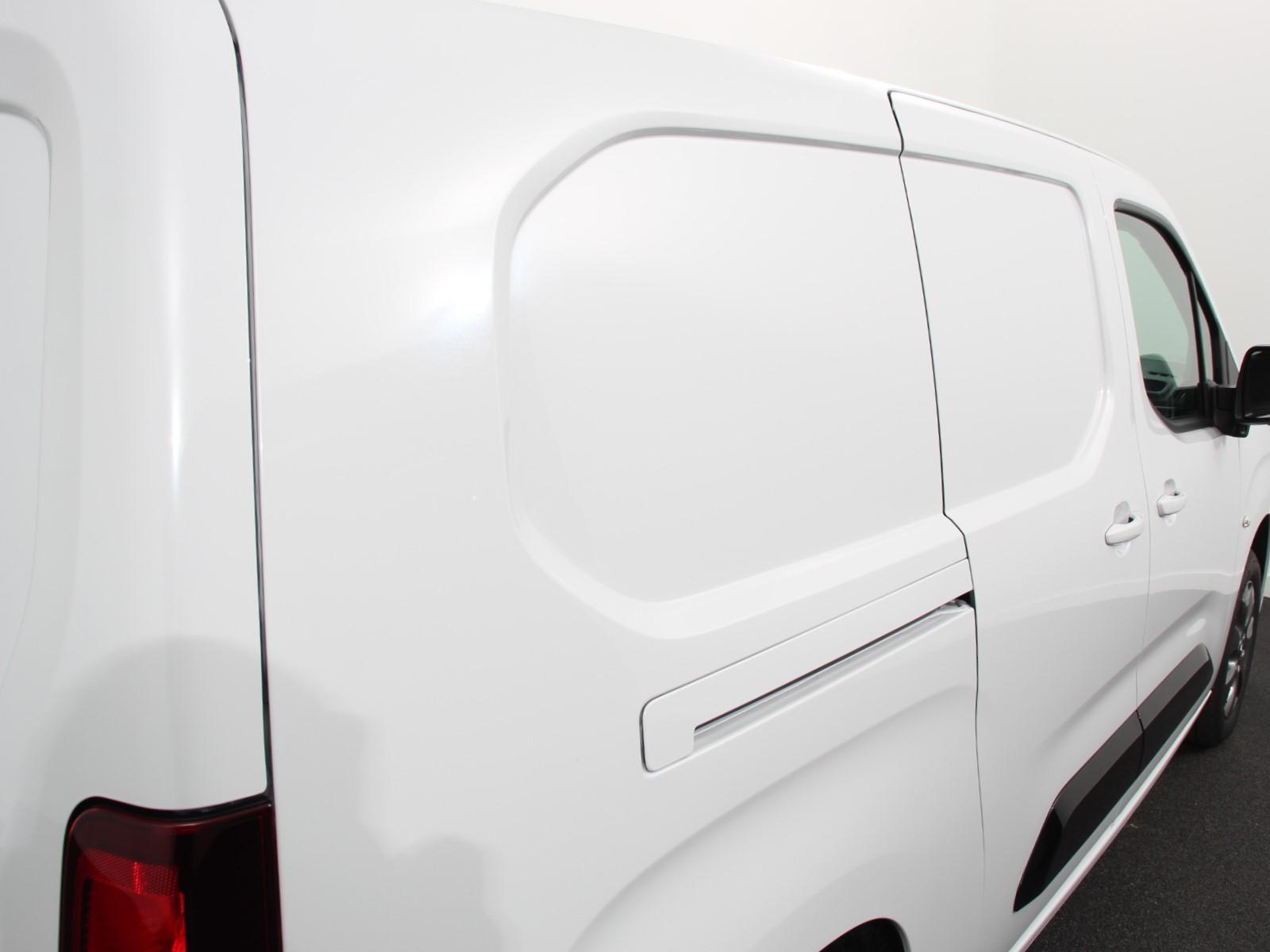 Opel Combo 1.5 BlueHDi 130PK L2 Automaat thumbnail 9
