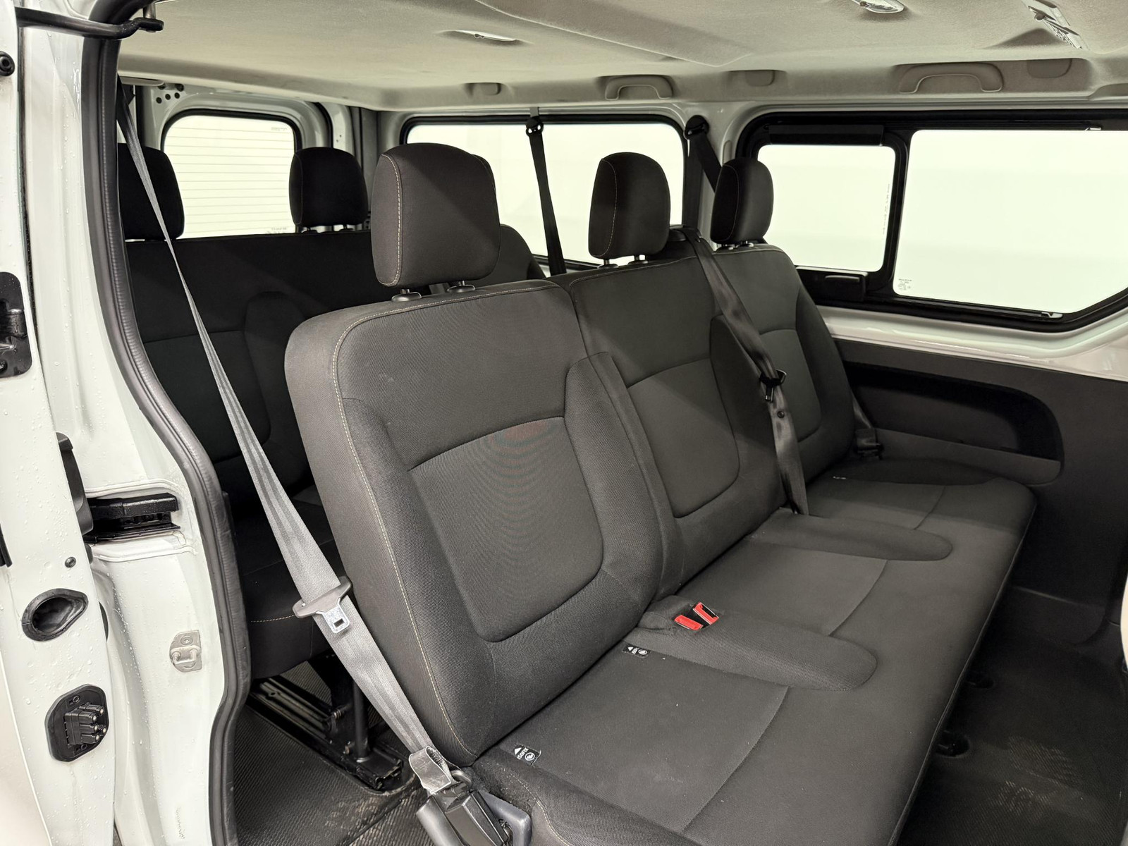 Renault Trafic Passenger 1.6 dCi Grand Zen Energy 9persoons PERSONENBUS thumbnail 2