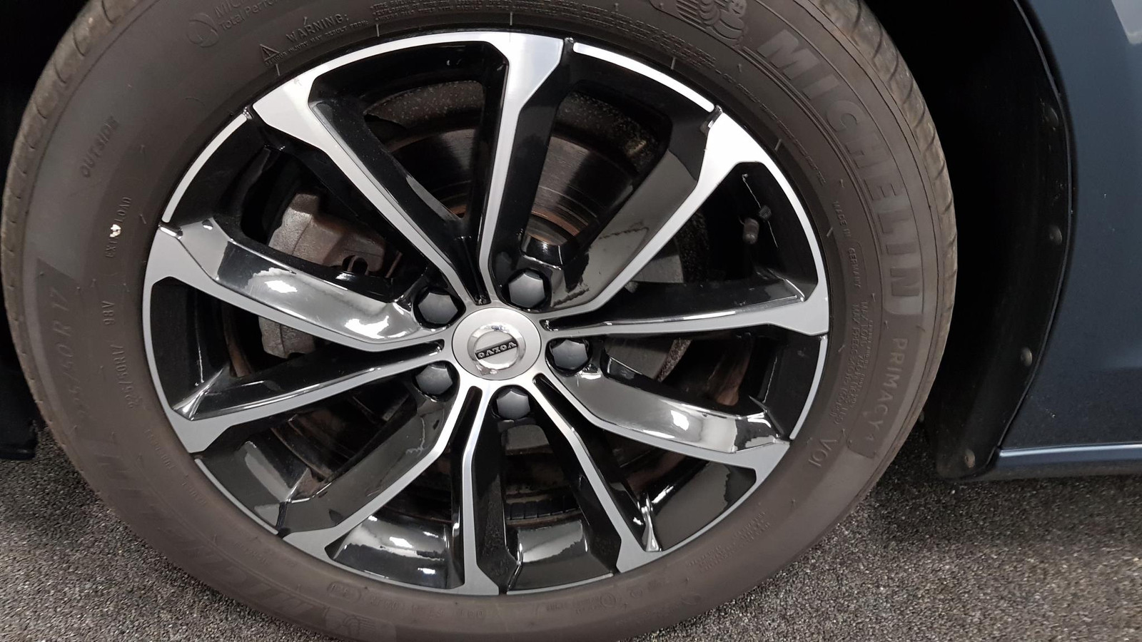 Volvo V60 2.0 B4 197 pk Automaat Momentum Pro