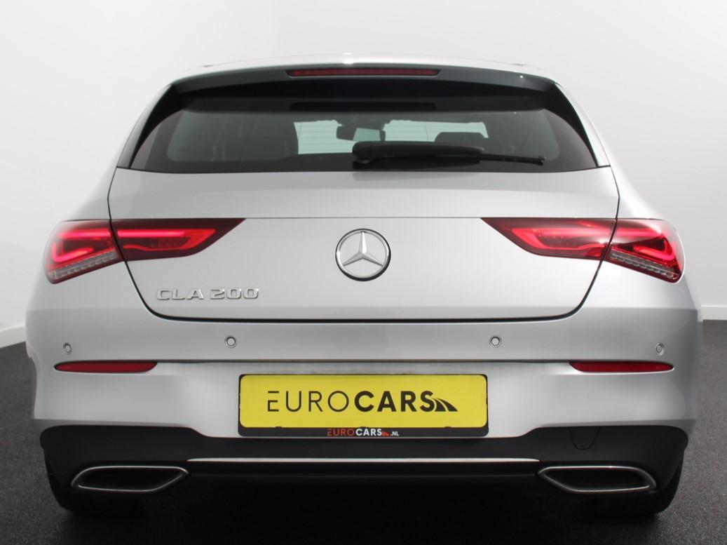 Mercedes-Benz CLA Shooting Brake 200 Progressive Premium thumbnail 2
