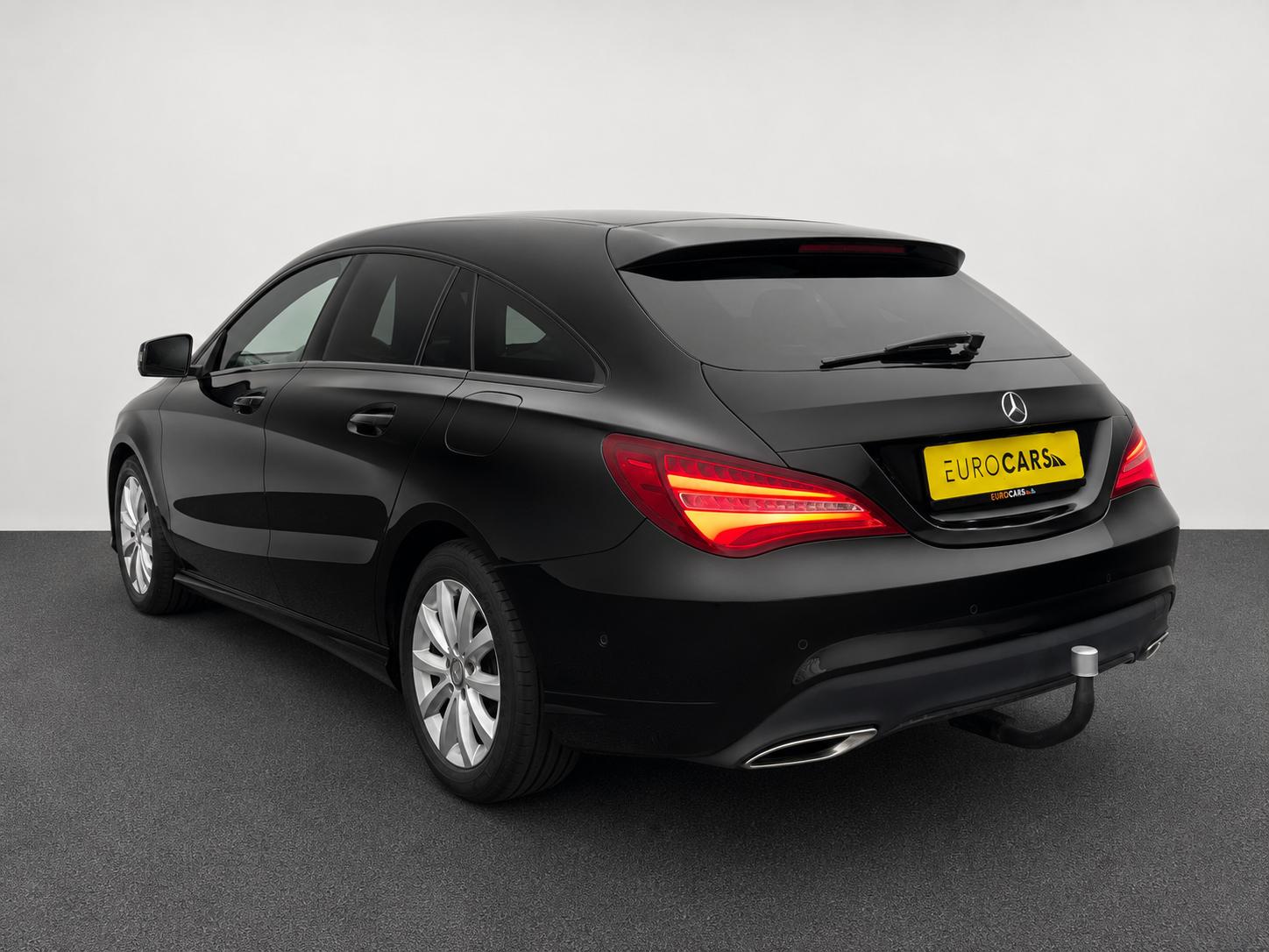 Mercedes-Benz CLA Shooting Brake 180 Urban 7G-DCT