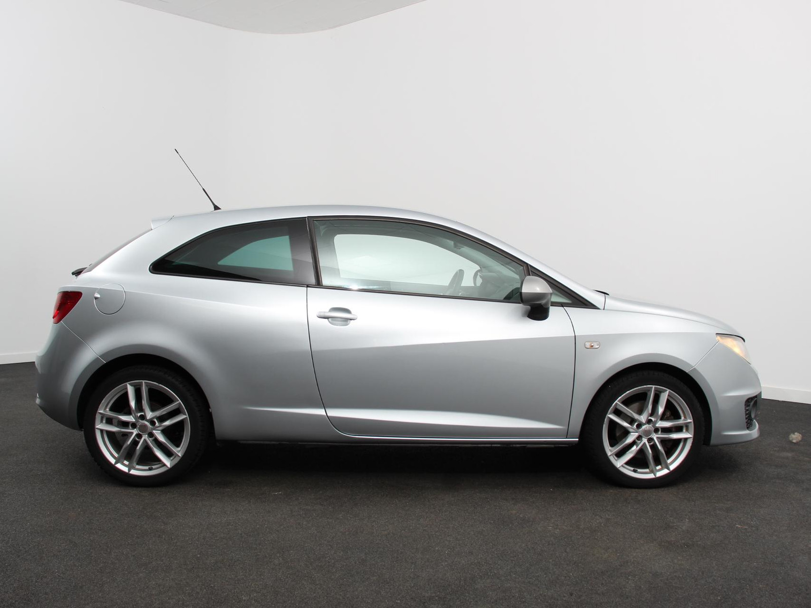 SEAT Ibiza 1.4 TSI 150pk FR Automaat thumbnail 5
