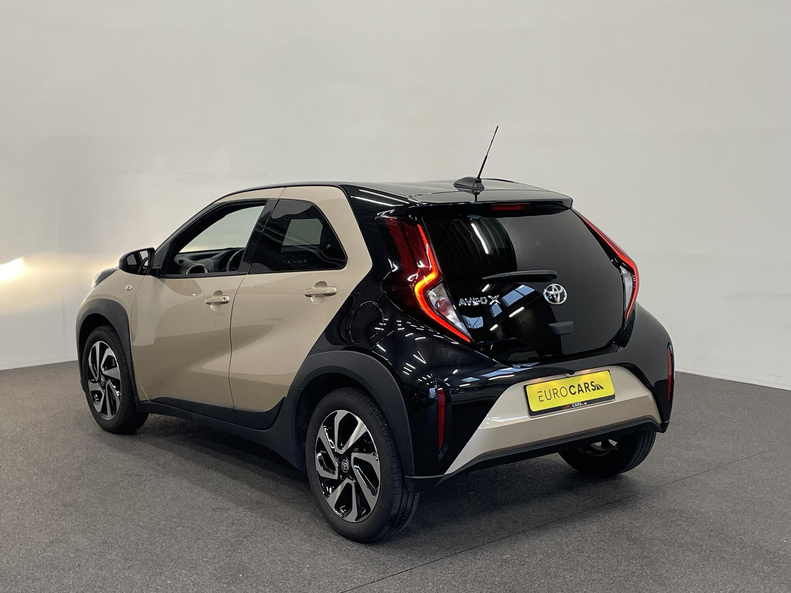 Toyota Aygo X 1.0 VVT-i Automaat Pulse