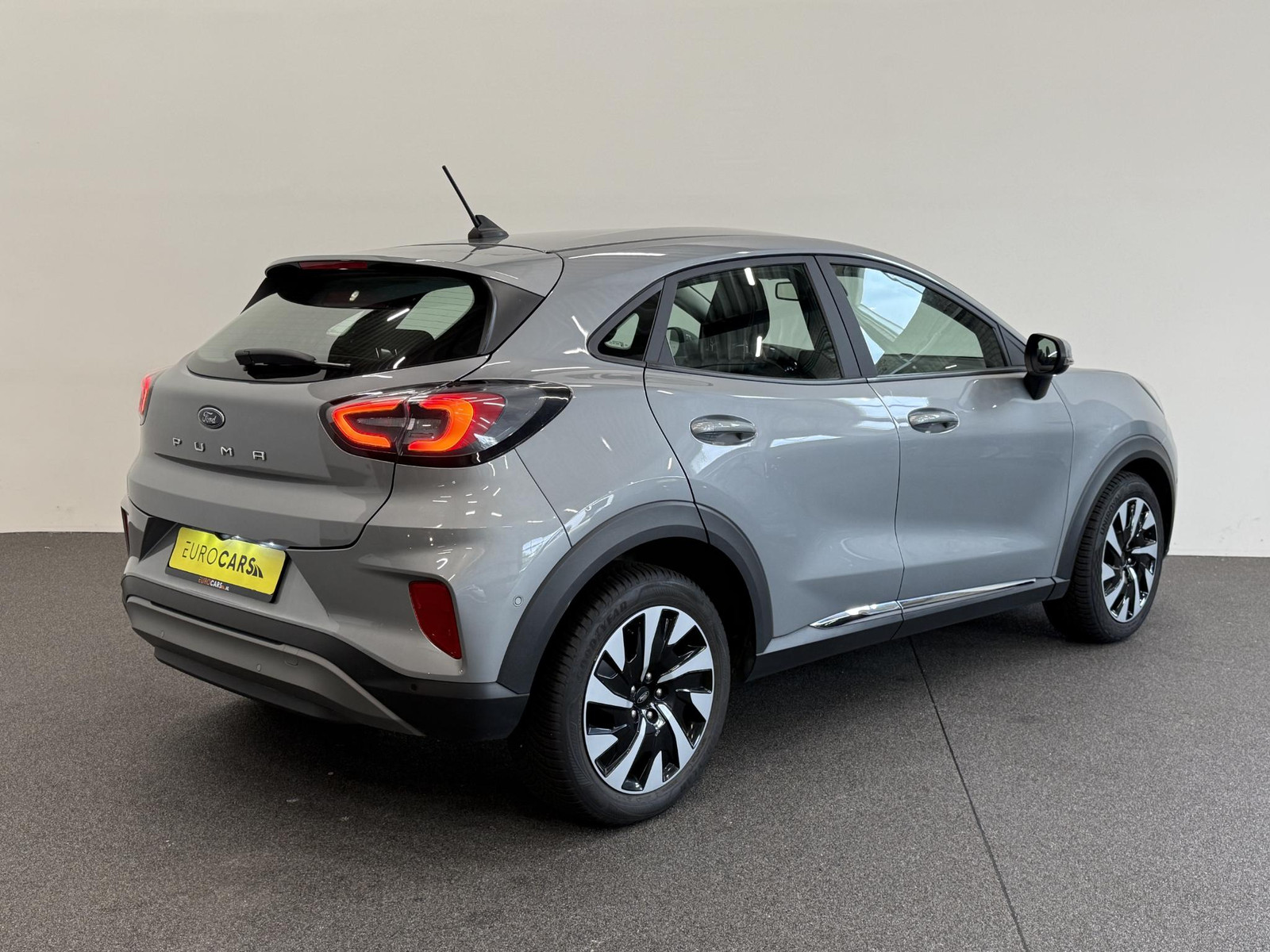 Ford Puma 1.0 EcoBoost Automaat Hybrid Titanium thumbnail 8