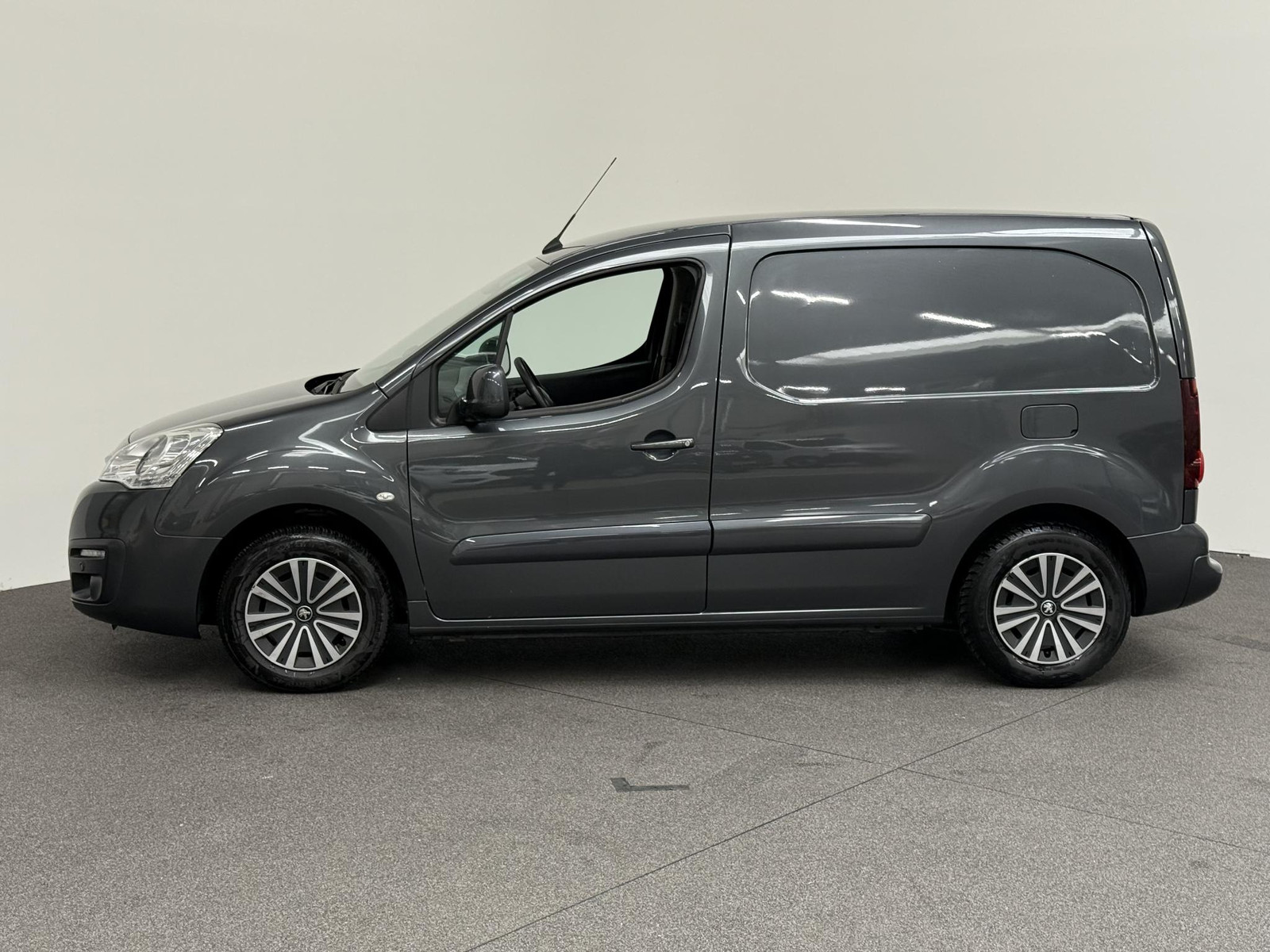 Peugeot Partner 120 1.6 BlueHDi 75 L1 XR MARGE thumbnail 2