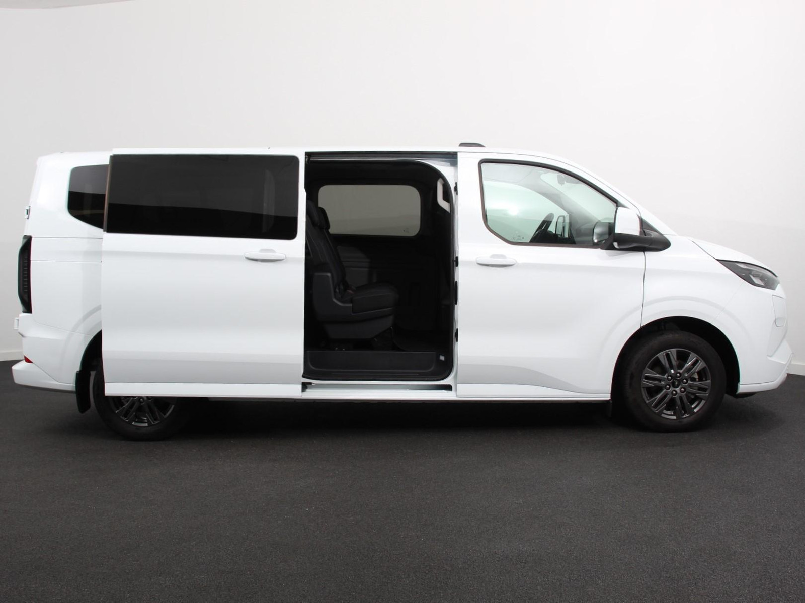 Ford Transit Custom 340 2.5 PHEV L2H1 Limited Automaat