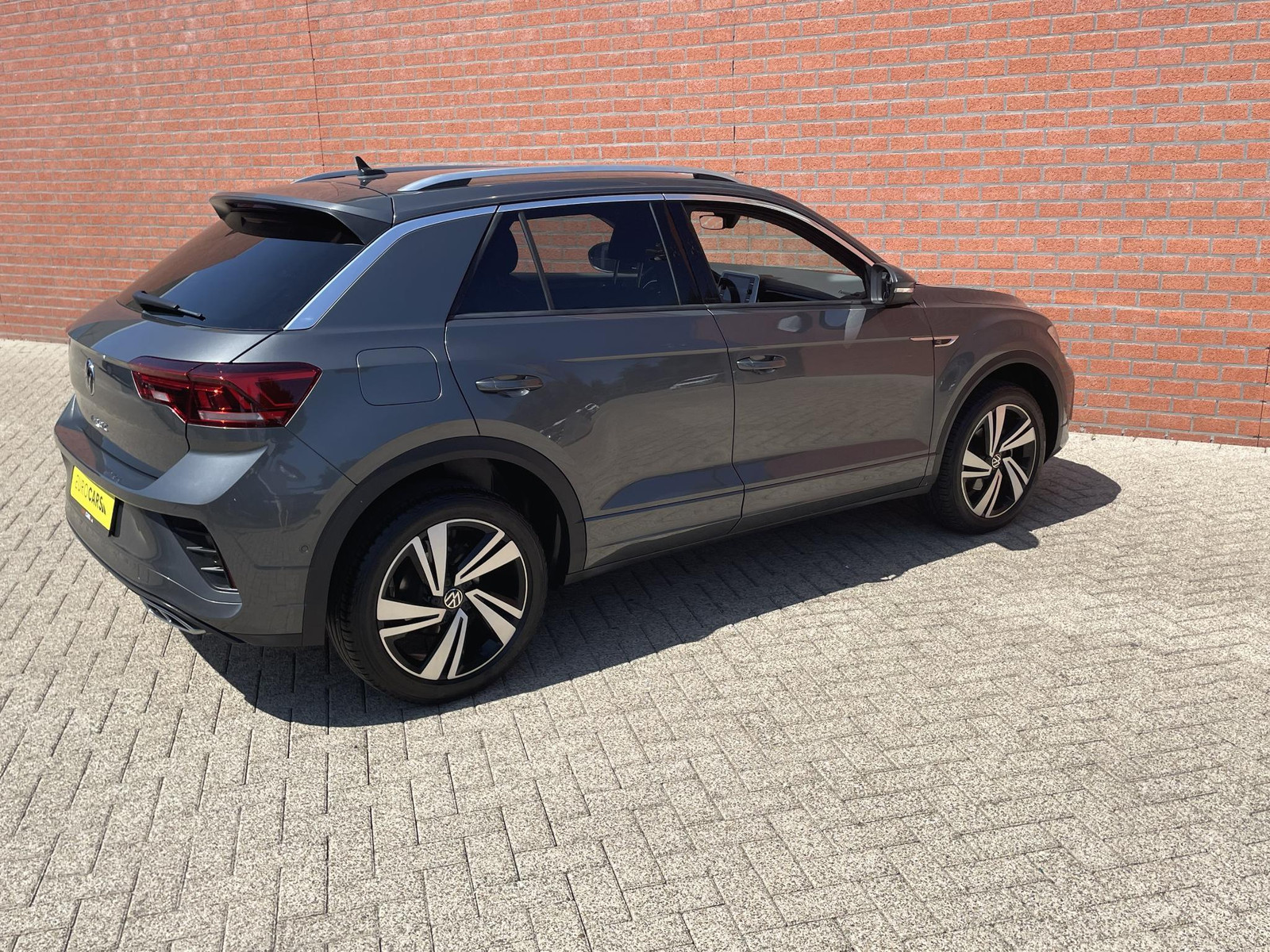 Volkswagen T-Roc 1.5 TSI 150pk DSG R-Line thumbnail 7