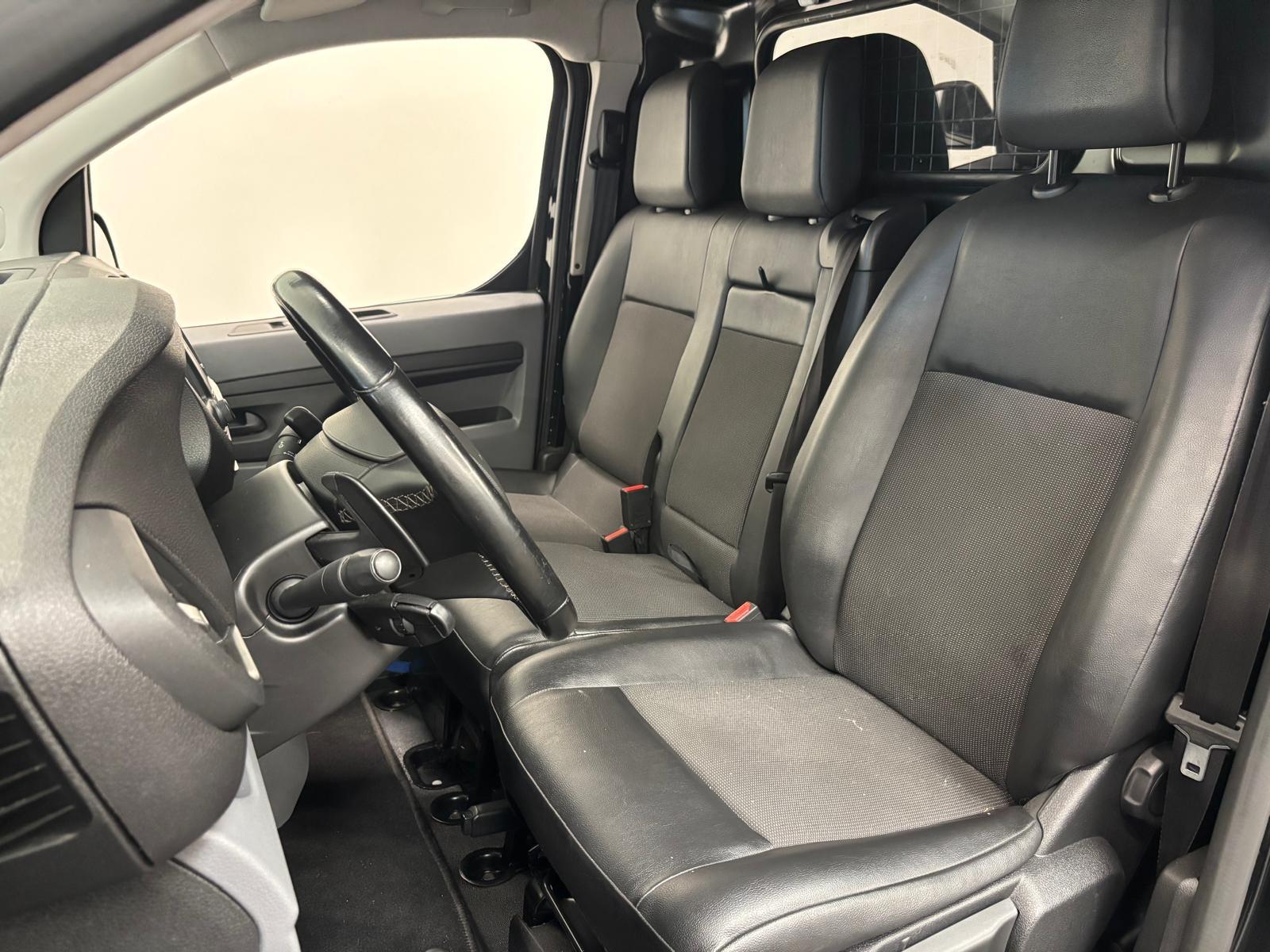 Peugeot Expert 2.0 BlueHDI 180 Long Premium Automaat thumbnail 6