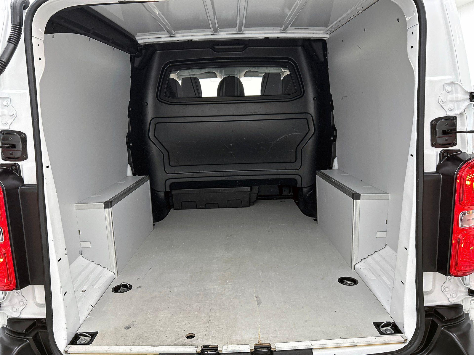 Opel Vivaro 145pk L3H1 Dubbele Cabine Sport Edition thumbnail 7