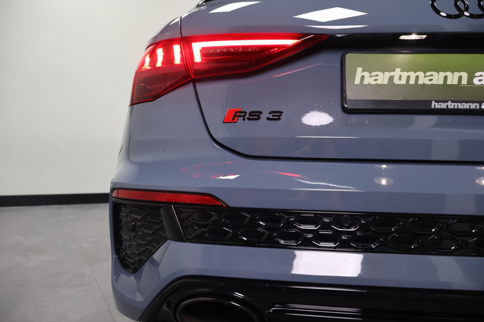Audi A3 Sportback 2.5 TFSI RS3|QUATTRO|PANO|CERAMIC|MASSAGE|CARBON
