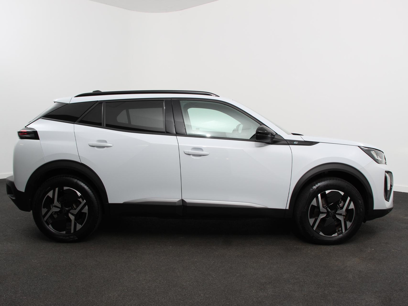 Peugeot e-2008 EV Allure Pack 54 kWh