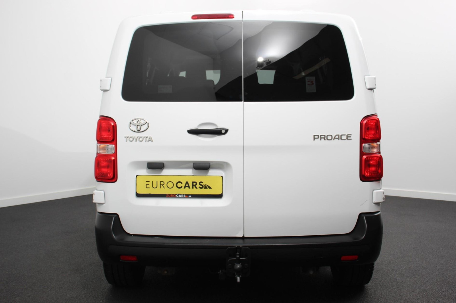 Toyota ProAce Shuttle 1.5 D-4D 116pk Dynamic VP thumbnail 3