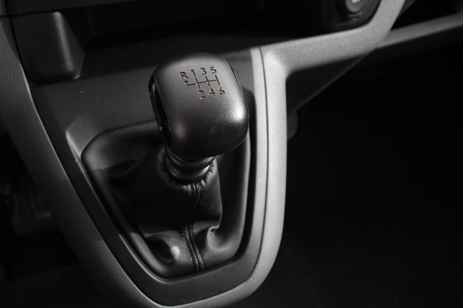 Toyota ProAce Shuttle 1.5 D-4D 116pk Dynamic VP