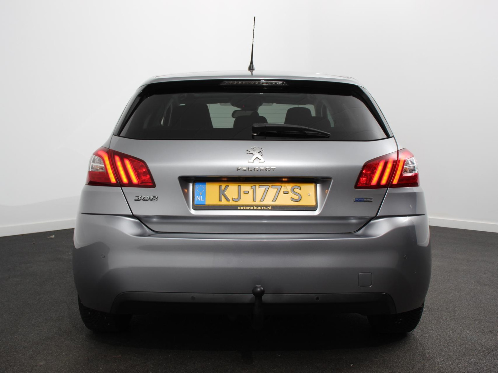 Peugeot 308 1.2 PureTech Blue Lease Premium thumbnail 9