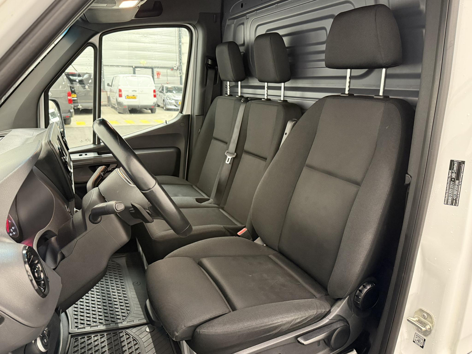 Mercedes-Benz Sprinter L2H2 Automaat thumbnail 9