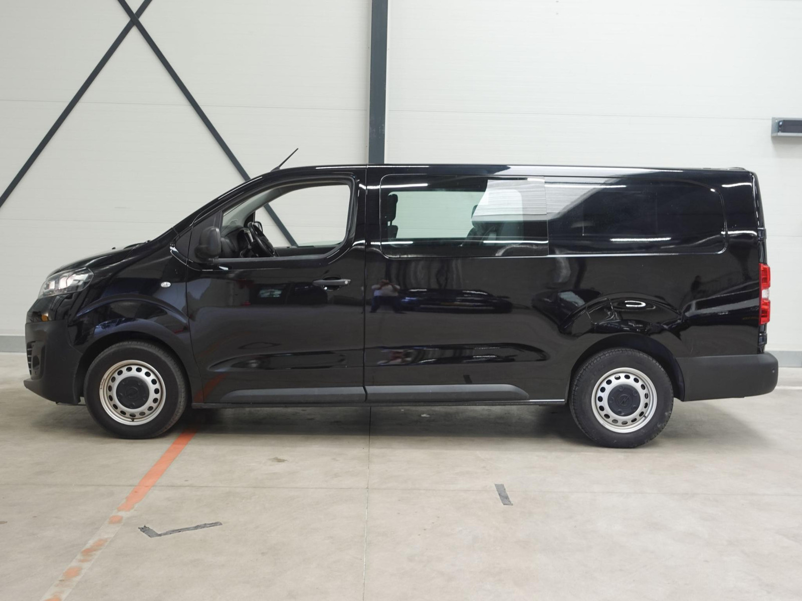 Opel Vivaro 1.5 CDTI L3H1 Edition Dubbele Cabine thumbnail 3